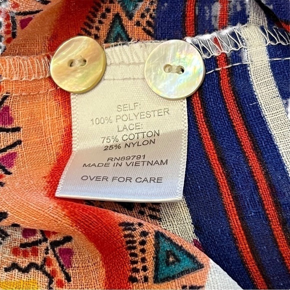 Valerie Stevens Multicolor Geometric Blouse - Picture 14 of 15